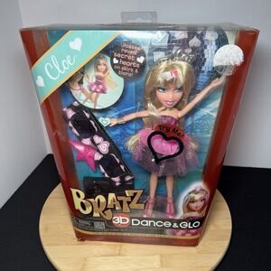 Bratz Doll Cloe 3D Dance & Glo Light Up Music Y2K Retro Passion For Fashion Toy